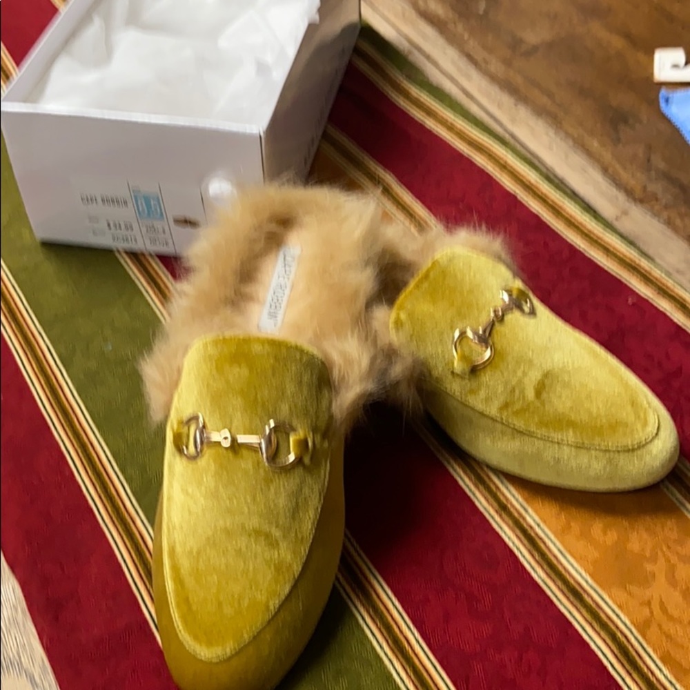 Slip on shoes
